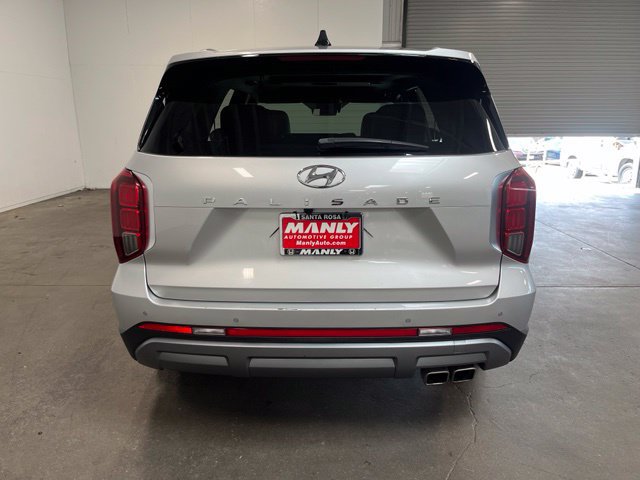 Used 2025 Hyundai Palisade Limited FWD image 4