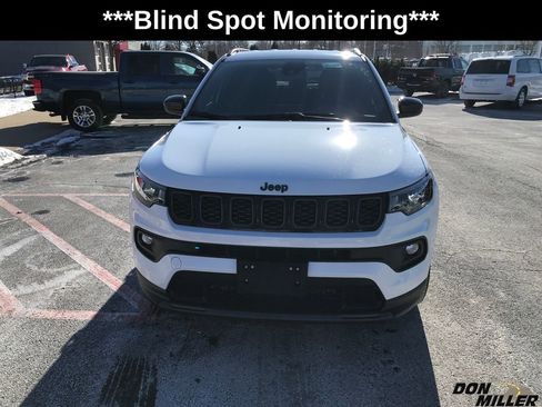 New 2026 Jeep Compass Latitude image 2