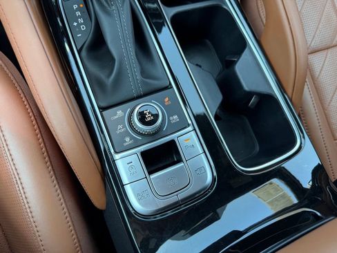 Used 2023 Kia Telluride SX Prestige X-Pro AWD/4WD image 29