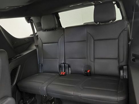 Used 2025 Chevrolet Tahoe Z71 w/ Comfort Package AWD/4WD image 21