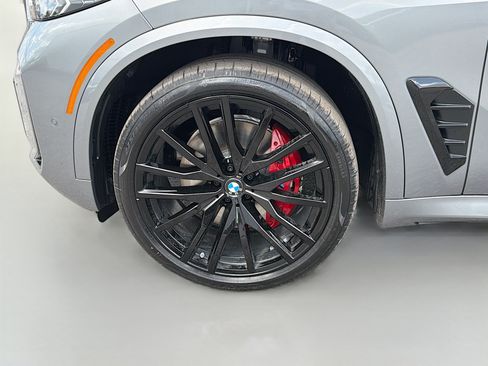 New 2026 BMW X5 xDrive40i w/ M Sport Package AWD/4WD image 40