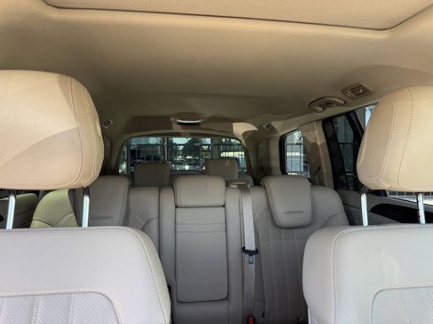 Used 2016 Mercedes-Benz GL 450 4MATIC image 28