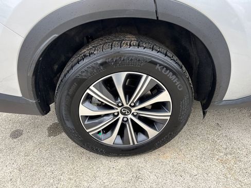 Used 2023 INFINITI QX60 Pure image 17