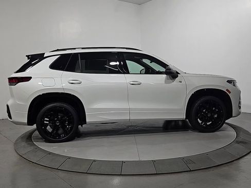 New 2026 Volkswagen Tiguan SE R-Line image 6