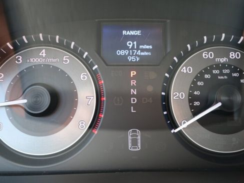 Used 2013 Honda Odyssey Touring image 18