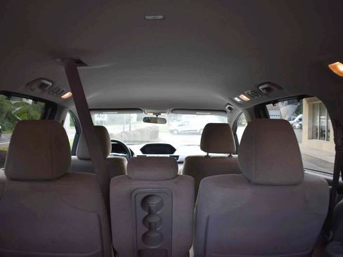 Used 2013 Honda Odyssey EX image 51