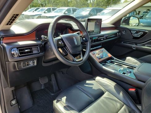 Certified 2022 Lincoln Aviator Reserve w/ Equipment Group 201A RWD image 16