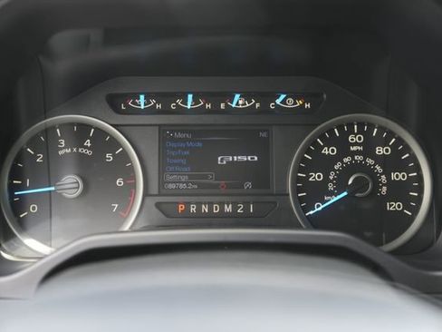 Used 2016 Ford F150 XLT w/ Equipment Group 301A Mid RWD image 24