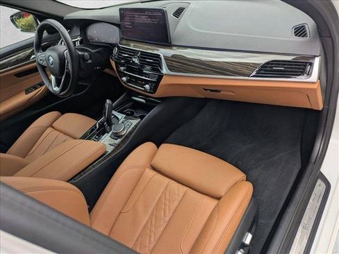 Used 2021 BMW 530i RWD image 20