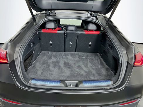 Used 2024 Mercedes-Benz GLC 300 4MATIC image 27