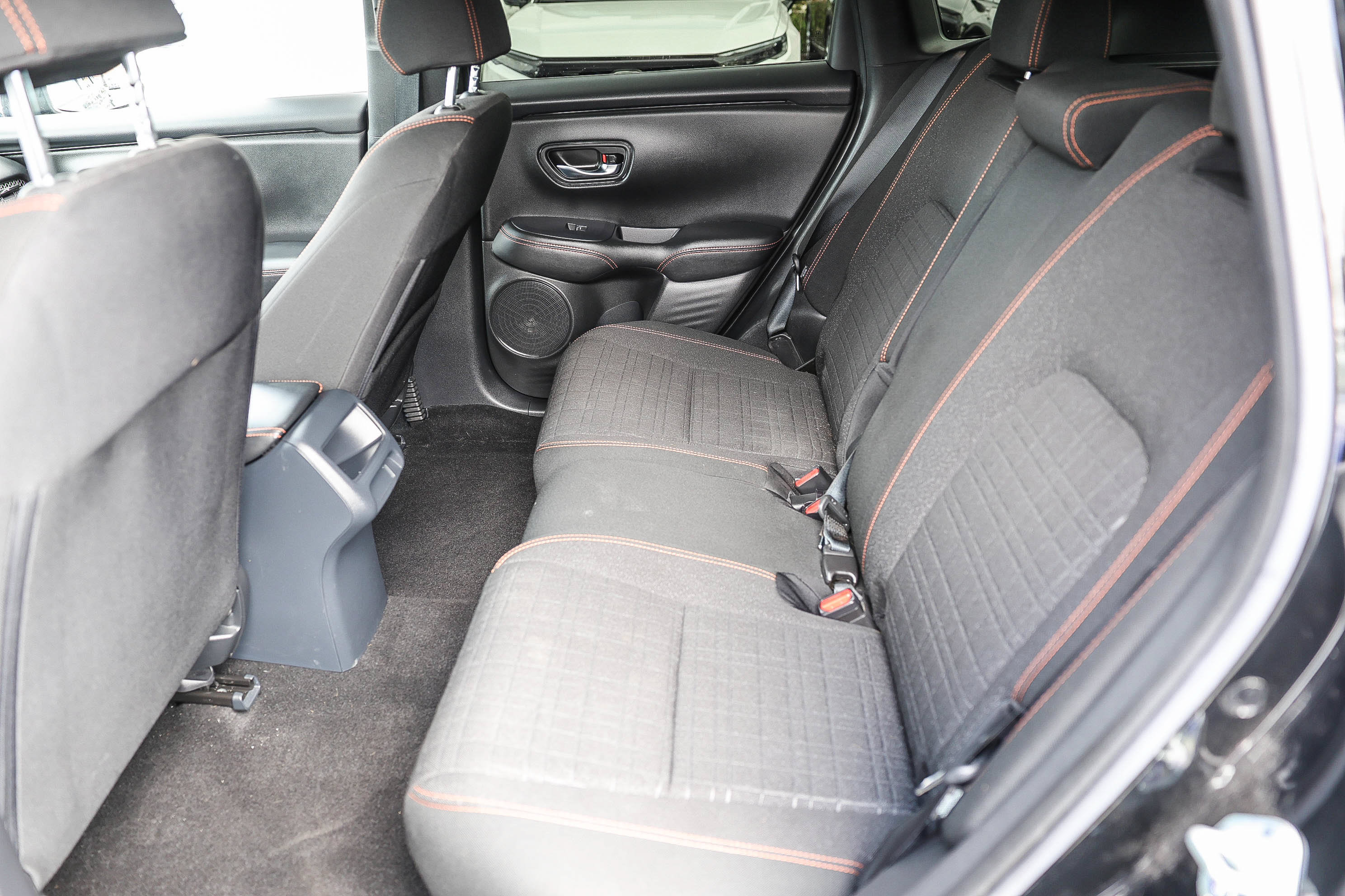 Certified 2025 Honda HR-V Sport image 7