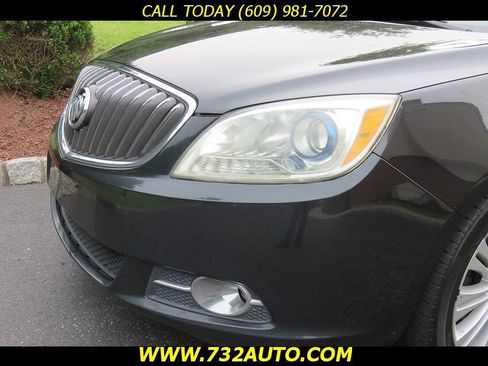 Used 2013 Buick Verano Convenience FWD image 5