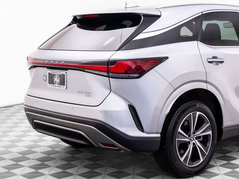 Used 2023 Lexus RX 350 Premium w/ Accessory Package AWD/4WD image 38