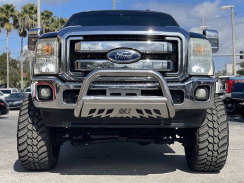 Used 2011 Ford F250 Lariat w/ Lariat Interior Pkg image 8