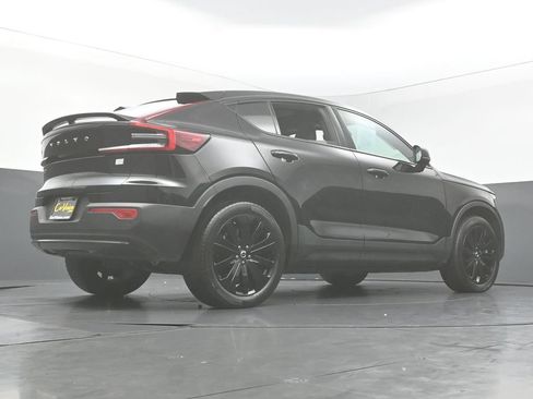 Used 2023 Volvo C40 P8 Recharge Plus AWD/4WD image 42