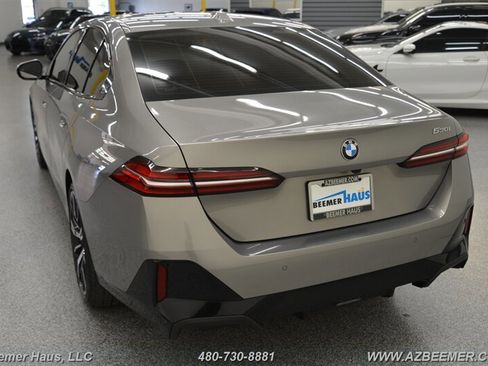 Used 2024 BMW 530i w/ M Sport Package RWD image 10