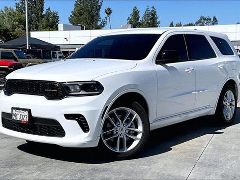 Certified 2024 Dodge Durango GT RWD image 2