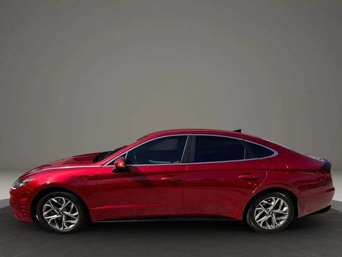 Used 2023 Hyundai Sonata SEL FWD image 2