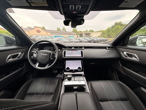 Used 2019 Land Rover Range Rover Velar R-Dynamic SE AWD/4WD image 17