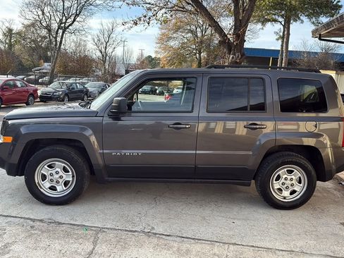 Used 2016 Jeep Patriot Sport w/ Power Value Group image 4