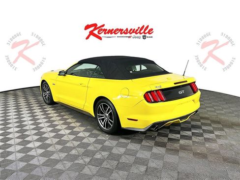 Used 2017 Ford Mustang GT Premium image 5