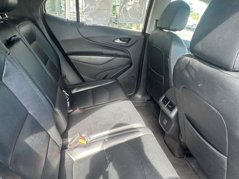 Used 2020 Chevrolet Equinox LT FWD image 26