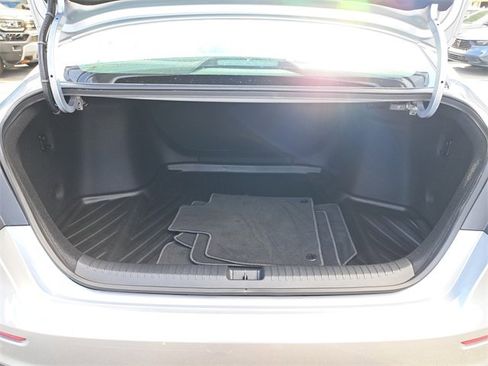 Certified 2025 Honda Accord LX image 9