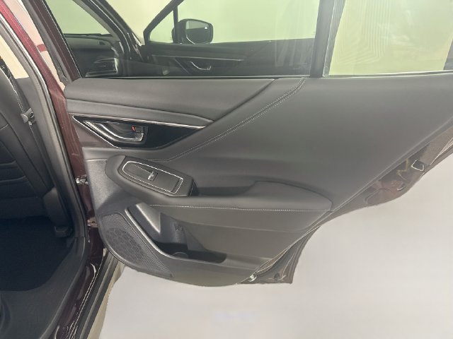 Used 2024 Subaru Outback Limited AWD/4WD image 27
