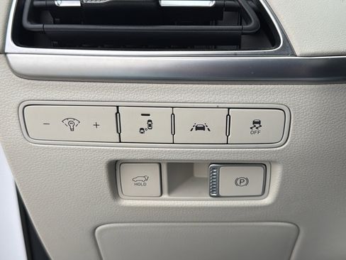 Used 2020 Hyundai Palisade Limited image 22