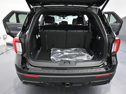 New 2026 Ford Explorer ST-Line w/ ST-Line Street Pack image 34