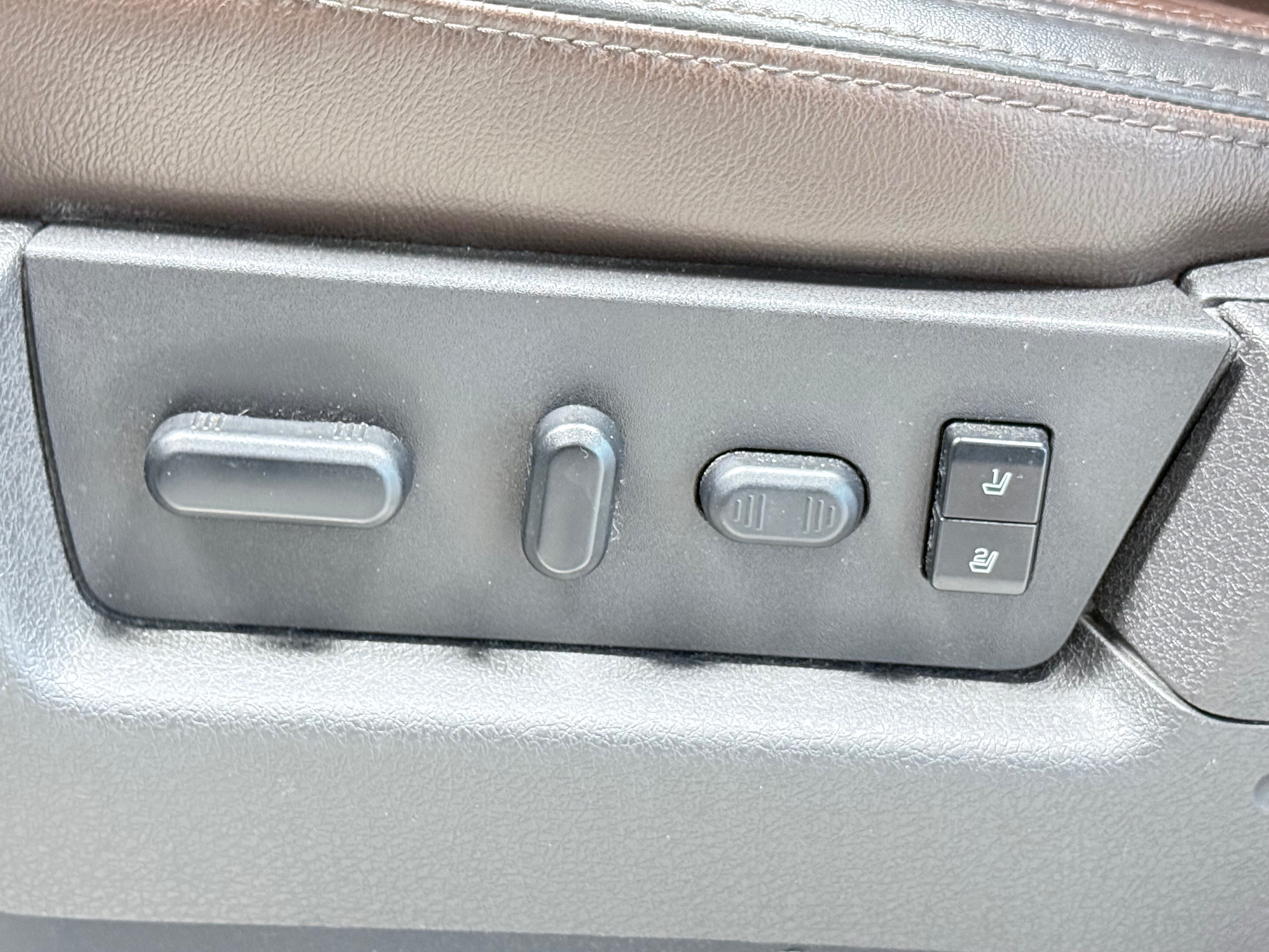 Used 2012 Ford F150 Platinum AWD/4WD image 17