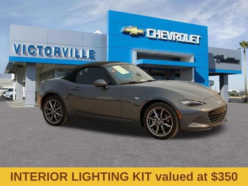 Used 2021 MAZDA MX-5 Miata Grand Touring RWD image 3