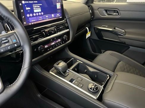 New 2026 Nissan Pathfinder SV AWD/4WD image 30