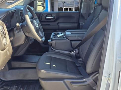 Used 2025 GMC Sierra 2500 Pro image 16