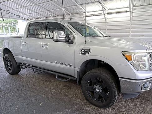 Used 2016 Nissan Titan SL AWD/4WD image 1