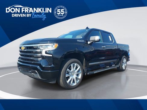Used 2026 Chevrolet Silverado 1500 High Country w/ High Country Premium Package AWD/4WD image 1