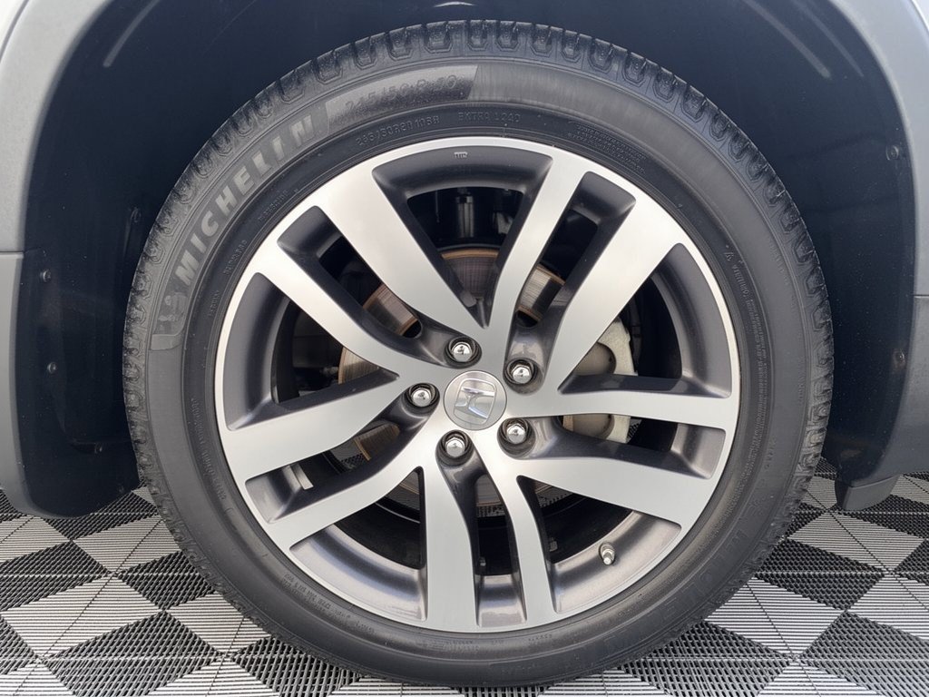 Used 2016 Honda Pilot Touring image 13