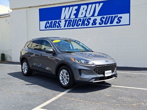 Used 2021 Ford Escape SE w/ Convenience Package FWD image 1