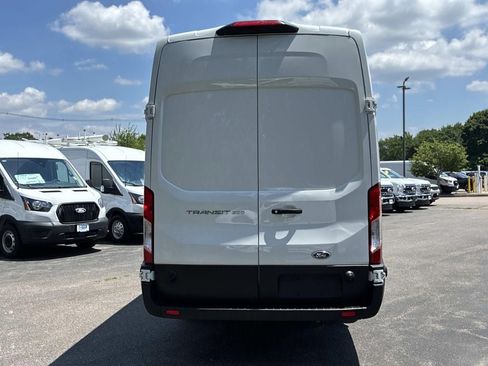 Used 2024 Ford Transit 250 148 High Roof Extended w/ Load Area Protection Package RWD image 6