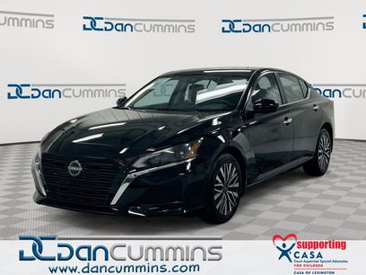 Used 2023 Nissan Altima 2.5 SV