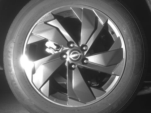 Used 2025 Nissan Rogue SV image 15