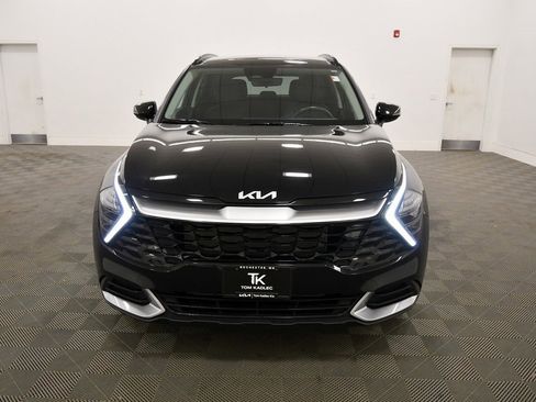 Certified 2025 Kia Sportage EX w/ Premium Package image 11