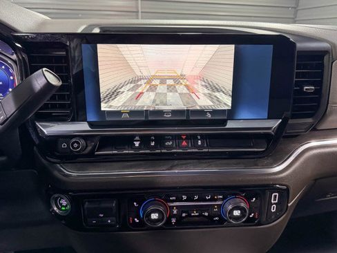 Used 2024 Chevrolet Silverado 3500 LTZ image 30