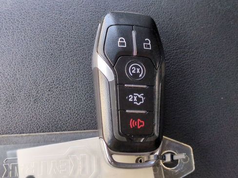 Used 2017 Ford Edge SEL w/ Equipment Group 201A image 31