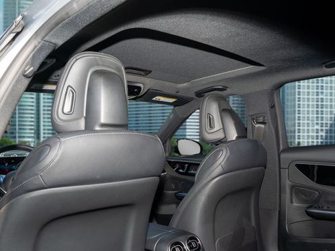 Used 2023 Mercedes-Benz C 300 C 300 w/ Exclusive Trim Package image 18