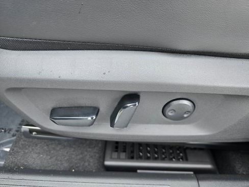 New 2026 Nissan Rogue Platinum AWD/4WD image 25