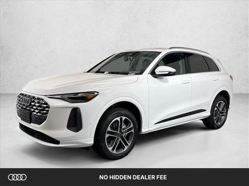 New 2026 Audi Q5 Premium AWD/4WD image 1