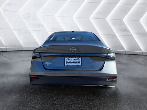 New 2026 Nissan Sentra SL w/ Floor Mat Package image 7