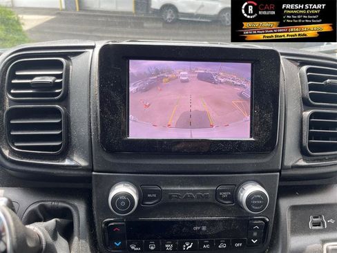 Used 2025 RAM ProMaster 2500 w/ Convenience Group image 15