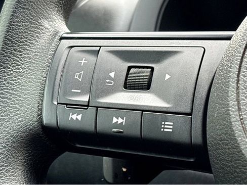 Certified 2024 Nissan Pathfinder S FWD image 13